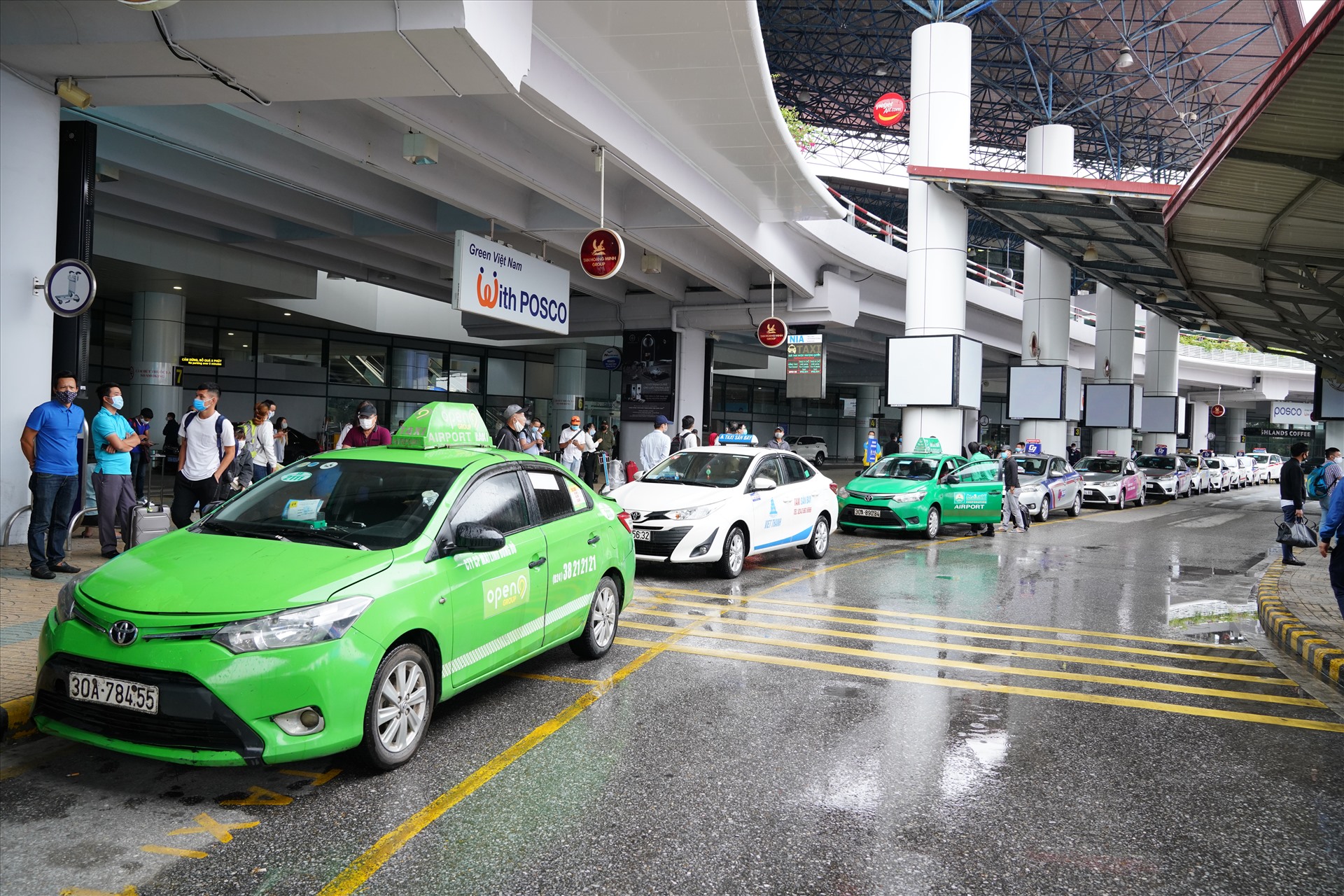 Xe taxi của Taxi Nội Bài mang đến cho khách hàng mức giá ưu đãi nhất