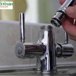 Vòi nước rửa bát bị rò rỉ có thể được sửa bằng cách nào?