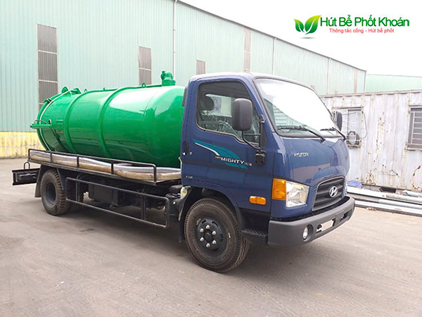 Chúng tôi có đủ loại xe hút bể phốt với kích thước đa dạng phù hợp với môi trường tại các làng Chúng tôi có đủ loại xe hút bể phốt với kích thước đa dạng phù hợp với môi trường tại các làng