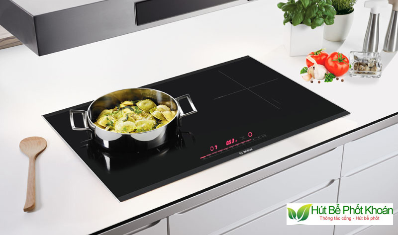 Sửa bếp từ AEG giá rẻ, uy tín tới ngay Trung Tâm Hòa Phát 3 Tại sao bạn nên chọn Hòa Phát để sửa bếp từ tại Hà Nội
