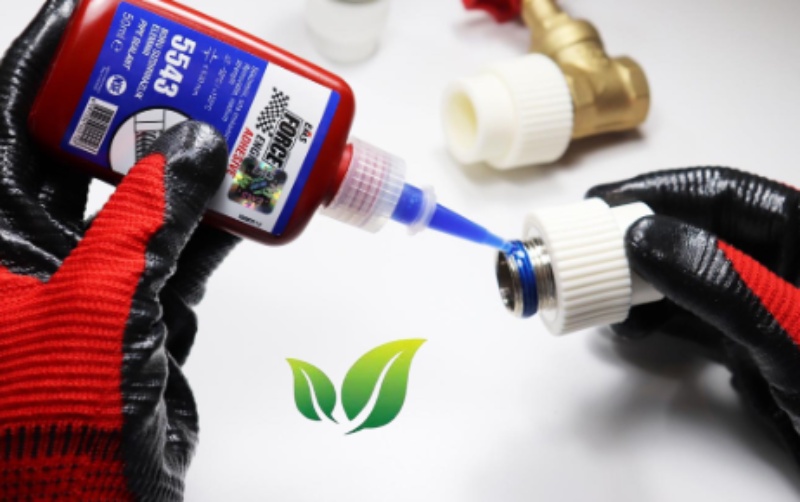Cách lắp máy bơm tăng áp bình nóng lạnh 7 Dùng bằng keo dán ống, keo nước để hệ thống ống khít để tránh hiện tượng bị rò khi hoạt động.