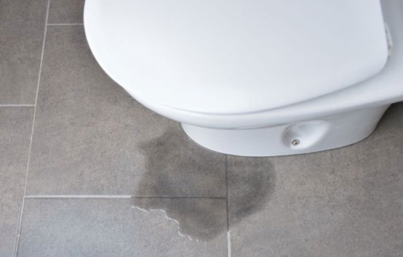 Cách xử lý bồn cầu bị rò rỉ nước tại nhà đơn giản nhất 3 Dấu hiệu nhận biết bồn cầu bị rỉ nước.