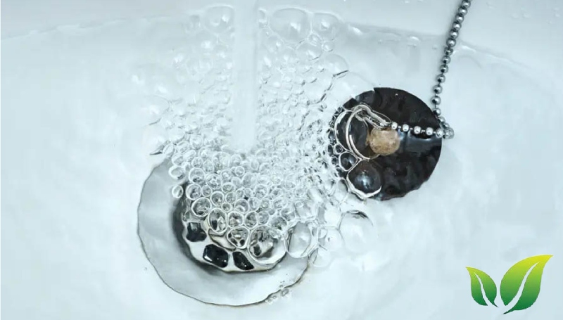 Xử lý cống thoát nước bị tắc nhanh, hiệu quả tức thì 4 Có bọt bóng hoặc tiếng lục đục.