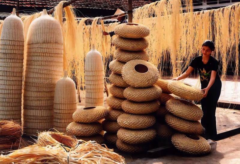 Dịch vụ hút bể phốt tại Làng "xứ mây" Phú Vinh - Bảo hành 5 năm | Giá rẻ nhất 8 Dịch vụ hút bể phốt trọn gói tại làng Phú Vinh.