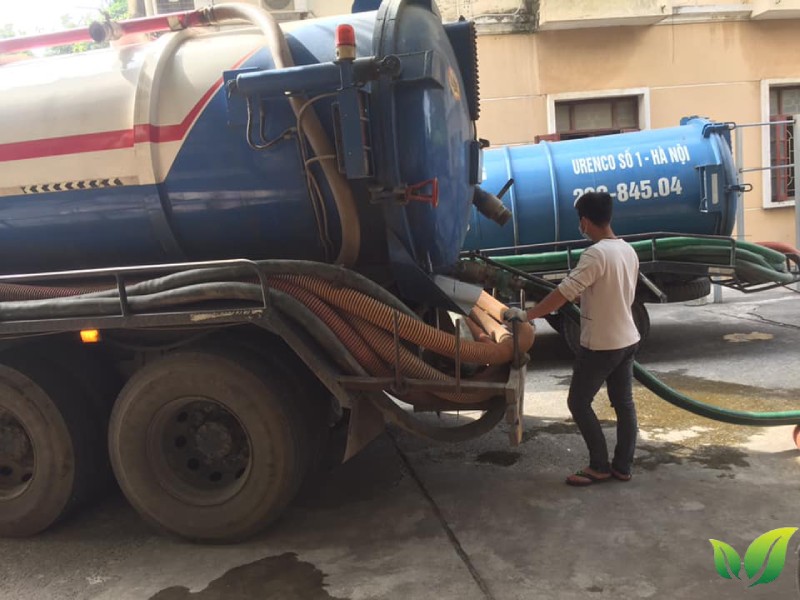Dịch vụ hút bể phốt trọn gói giá rẻ tại phường Láng Hạ 12 Hút bể phốt Khoán - Công ty hút bể phốt uy tín tại phường Láng Hạ.
