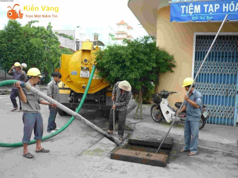 Hút bể phốt Yên Phụ Khoán - Không đục phá, Nhanh gọn, Giá rẻ 11 Xử lý chất thải